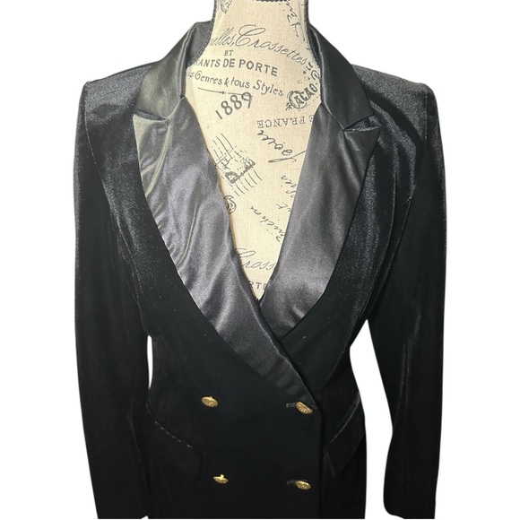 Missguided Velvet Gold Button Satin Lapel Blazer Dress NWOT - Picture 6 of 10